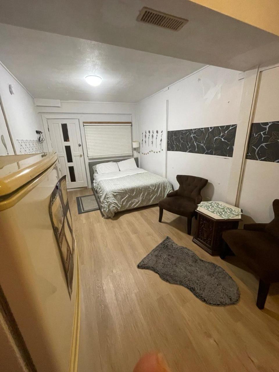 Suite In West Vancouver Luaran gambar